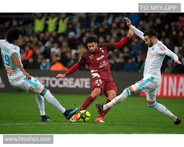 法乙激战克莱蒙特主场迎战红星球队全力争胜