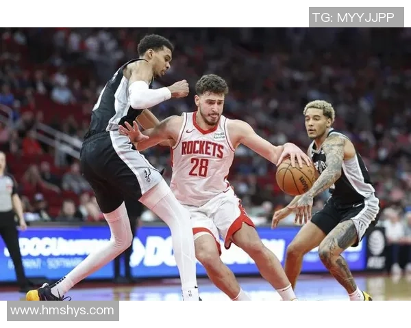 马刺与火箭历史交锋比分回顾及精彩瞬间分析